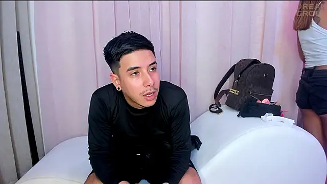 Yourslust  online show from March 17, 8:13 pm