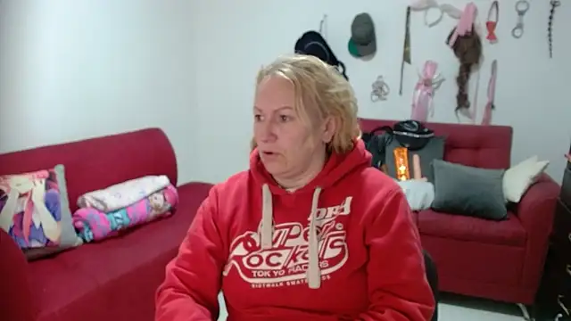 emperabigbootybigass online show from March 9, 12:30 pm