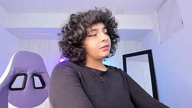 miku katsuragi online show from March 4, 3:02 am