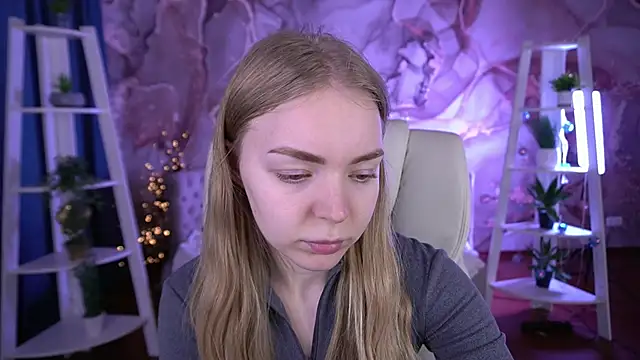 EmilySunshineS online show from January 12, 8:19 am