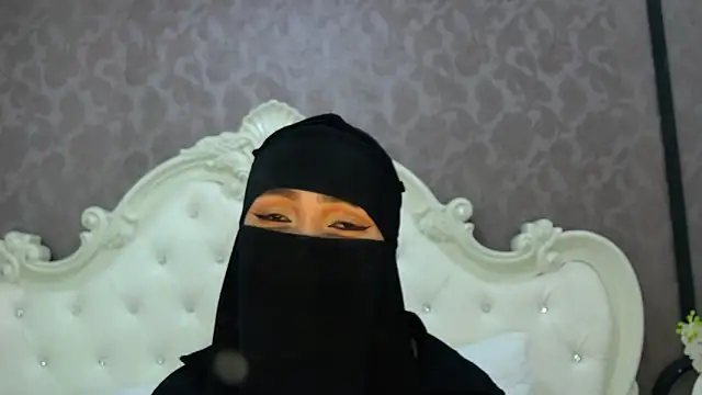 Snapshot of Hajar_Kar chatting on October 13, 7:44 am Hajar Kar online show from October 13, 7:44 am