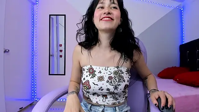 Camcrush   online show from October 20, 7:17 pm