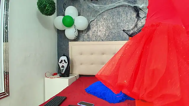 Celestial Queen  online show from October 31, 2:32 pm