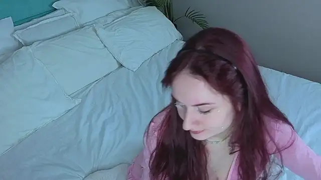 L1ittle kitty  online show from February 8, 6:28 am