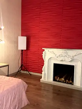 Alisha-Bond online show from February 3, 11:40 pm