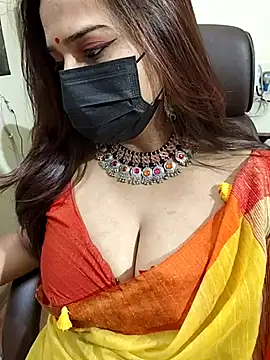 Snapshot of Hey_Muskan chatting on October 14, 5:21 am Hey Muskan online show from October 14, 5:21 am