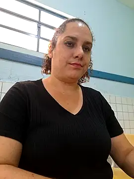 litha luna online show from December 16, 1:06 pm