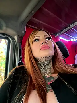 krysstal003 online show from November 4, 12:32 pm