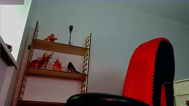 Goddess Sophie online show from October 8, 8:18 am