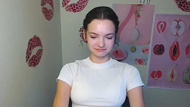  SusieSu  online show from September 11, 6:47 am