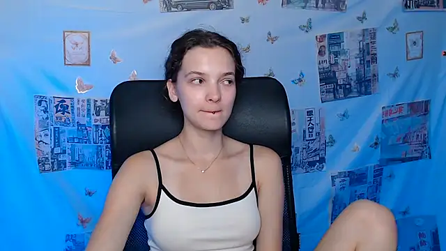  SusieSu  online show from July 20, 12:18 pm