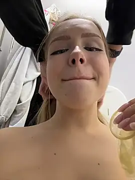 Liza risky online show from October 31, 1:48 pm