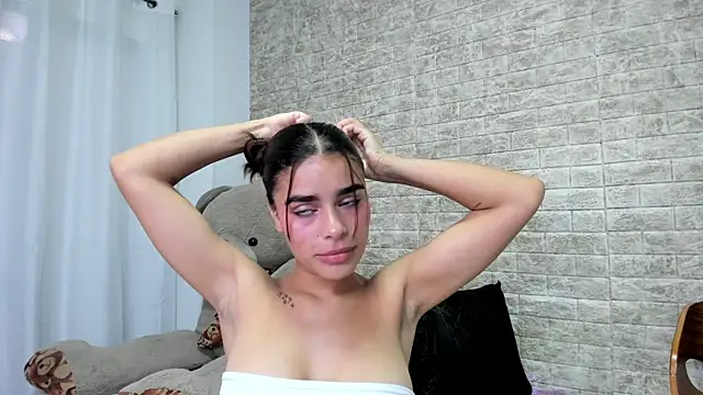 lissbrown online show from February 11, 1:34 pm