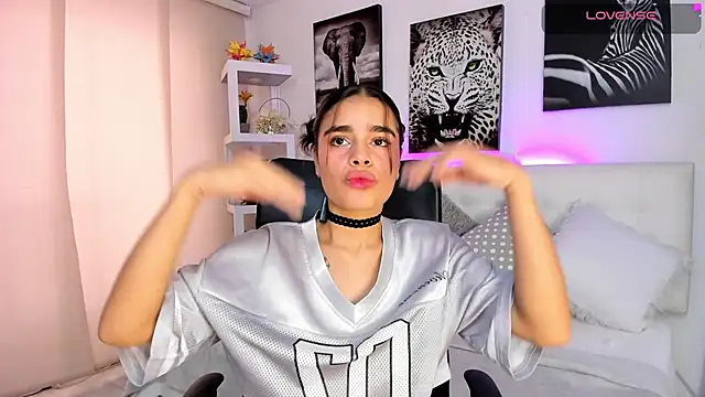 lissbrown online show from February 8, 1:15 pm