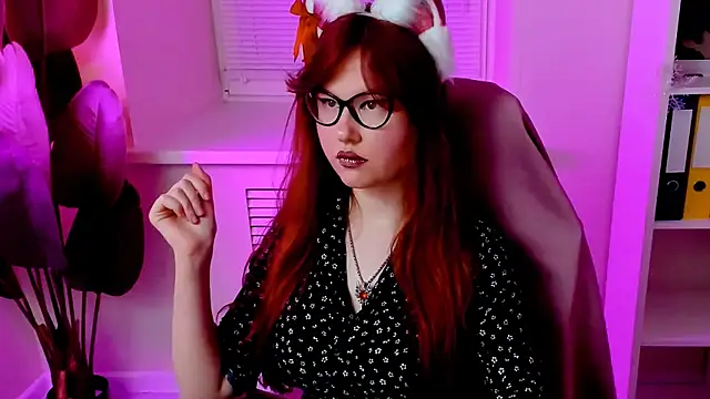 CarolGiggly online show from December 22, 12:58 am