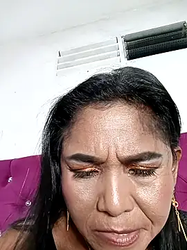 Tifanny Love33 online show from October 18, 11:06 pm