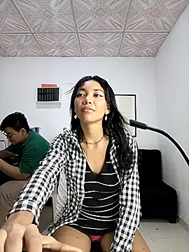Snapshot of lianisrose chatting on September 11, 3:29 am lianisrose online show from September 11, 3:29 am