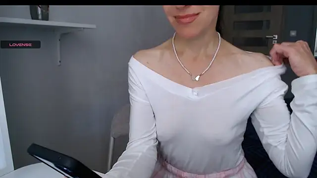 Snapshot of Pepper_mur chatting on October 5, 7:02 am Pepper mur online show from October 5, 7:02 am