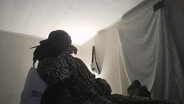 Zaddywood60 online show from April 28, 6:39 am