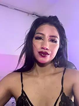 Snapshot of naomiii__ chatting on October 18, 12:52 pm naomiii online show from October 18, 12:52 pm
