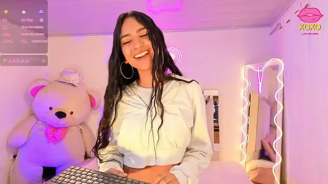 Jazmin tay online show from October 23, 11:49 am