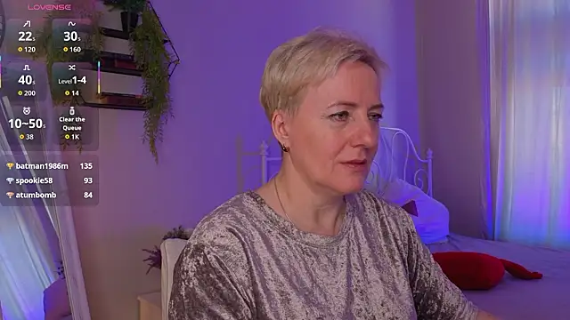 Nika Smit online show from February 14, 9:55 am