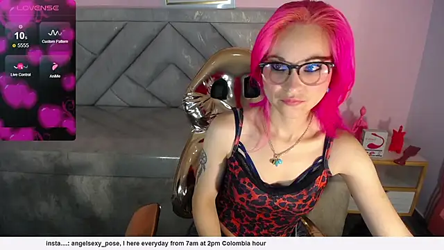 abril ch  online show from February 11, 1:01 pm