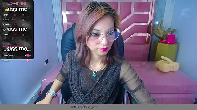 abril ch  online show from May 27, 12:24 pm