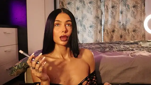 IvyKaelani online show from November 25, 12:29 pm