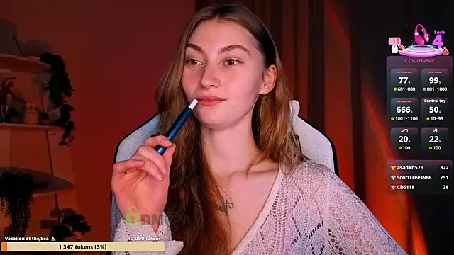 lady curls online show from April 12, 10:23 pm