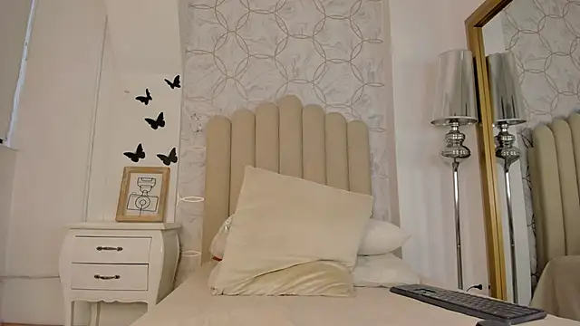 Foxy200   online show from January 5, 8:23 pm