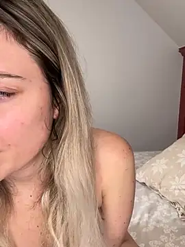 carlaaa online show from February 16, 9:47 pm