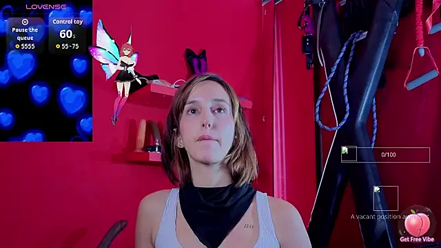 Snapshot of Ambar_Roux_ chatting on October 20, 1:36 pm Ambar Roux online show from October 20, 1:36 pm