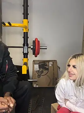 MacTroy online show from February 21, 9:04 pm