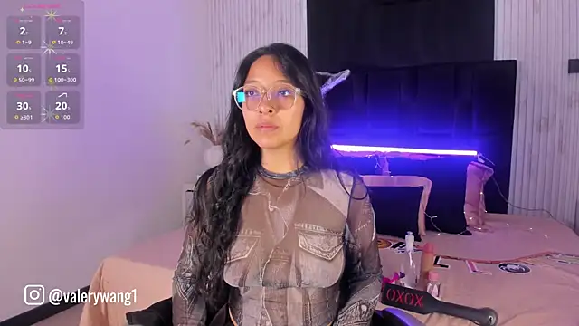 Snapshot of Valery_wang chatting on October 7, 11:47 am Valery wang online show from October 7, 11:47 am