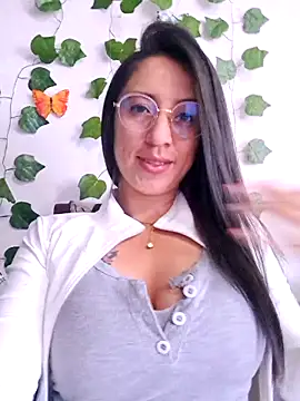 Snapshot of VALERY-03_ chatting on September 22, 12:03 pm VALERY-03 online show from September 22, 12:03 pm