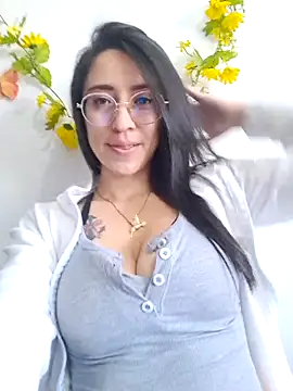 Snapshot of VALERY-03_ chatting on September 13, 2:03 pm VALERY-03 online show from September 13, 2:03 pm