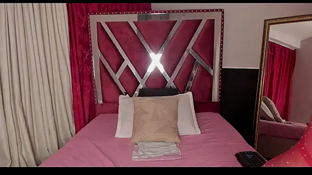 MicaelaHot  online show from October 4, 4:07 am