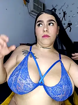 BigTits Kitty online show from March 31, 7:08 am