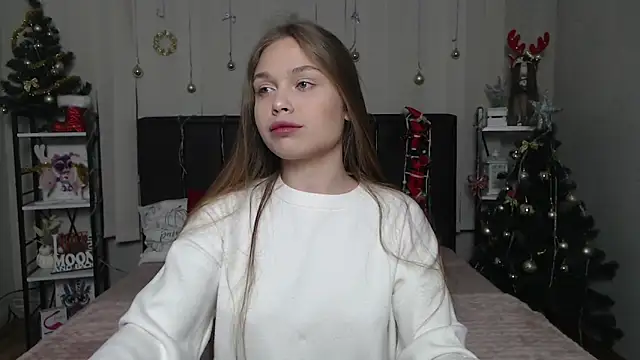 LaraPika online show from January 12, 6:13 pm