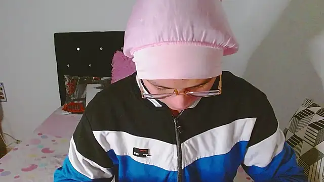 giuliana andrade online show from November 21, 1:40 am