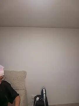 giuliana andrade online show from January 14, 11:10 pm