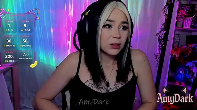Snapshot of _AmyDark chatting on October 1, 11:15 am AmyDark online show from October 1, 11:15 am