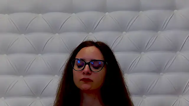 Lenna Paul online show from September 12, 4:35 am