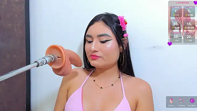 dazhia lee online show from February 20, 8:20 pm