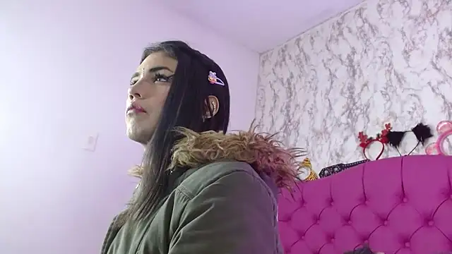 AlexaFontana online show from March 21, 6:40 am