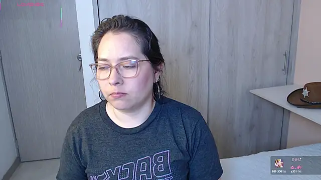 Snapshot of May_Carlier chatting on October 20, 3:09 am May Carlier online show from October 20, 3:09 am