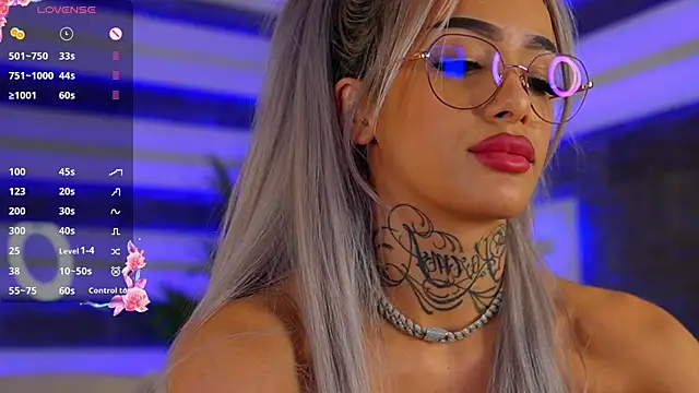 blondie muller online show from December 1, 9:39 pm