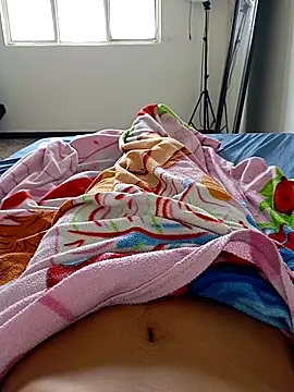 Karii-R online show from November 11, 1:30 pm