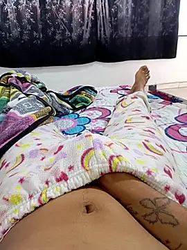 Snapshot of Karii-R chatting on October 11, 1:36 pm Karii-R online show from October 11, 1:36 pm